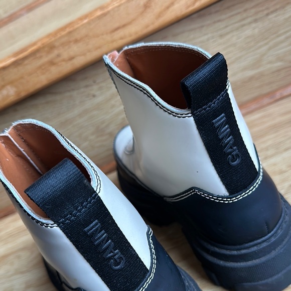 Ganni Black and White Chunky Boots 37 - Picture 9 of 9